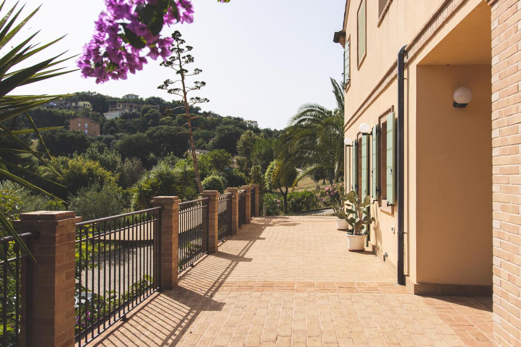 Villa Mariposa Civitanova Marche Exterior foto